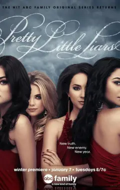 постер Милые обманщицы 2 сезон 1 серия